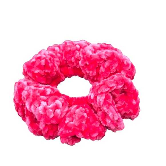 Free Love Hair Scrunchie - Luxe Velour Hair Tie - Picture 14 of 15
